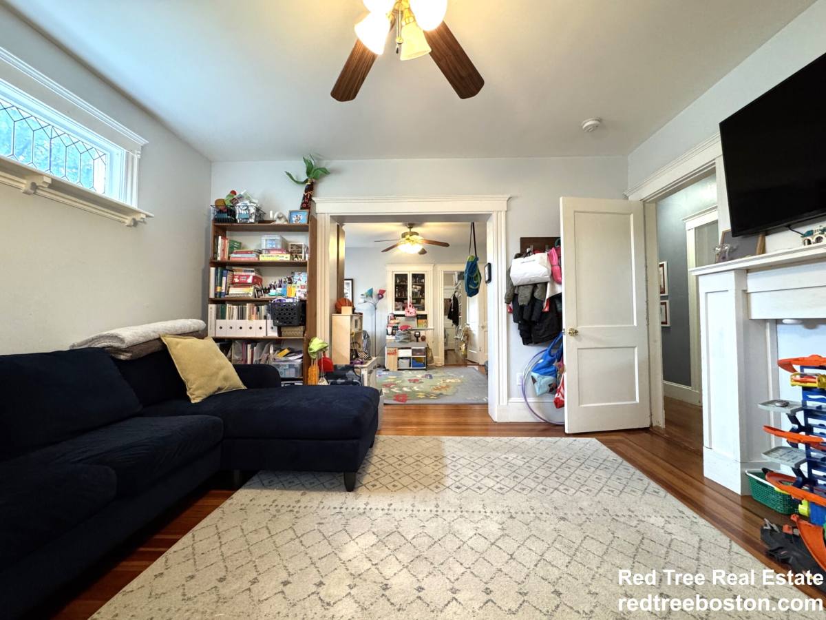 Apartment for rent at 242 Belgrade Ave #2, Roslindale, MA 02131