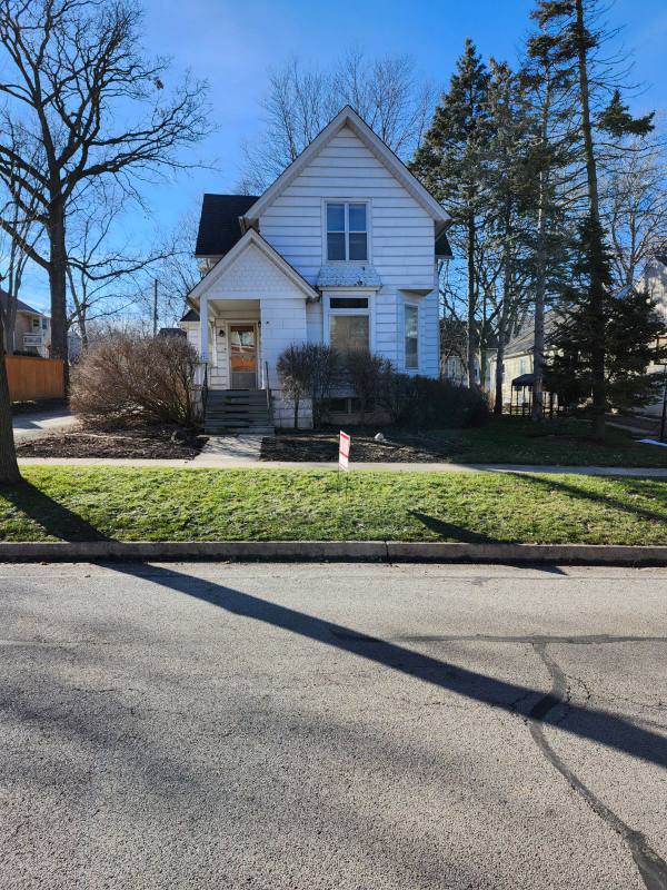 Apartment for rent at 115 No 5th St Charles #1, Saint Charles, IL 60174