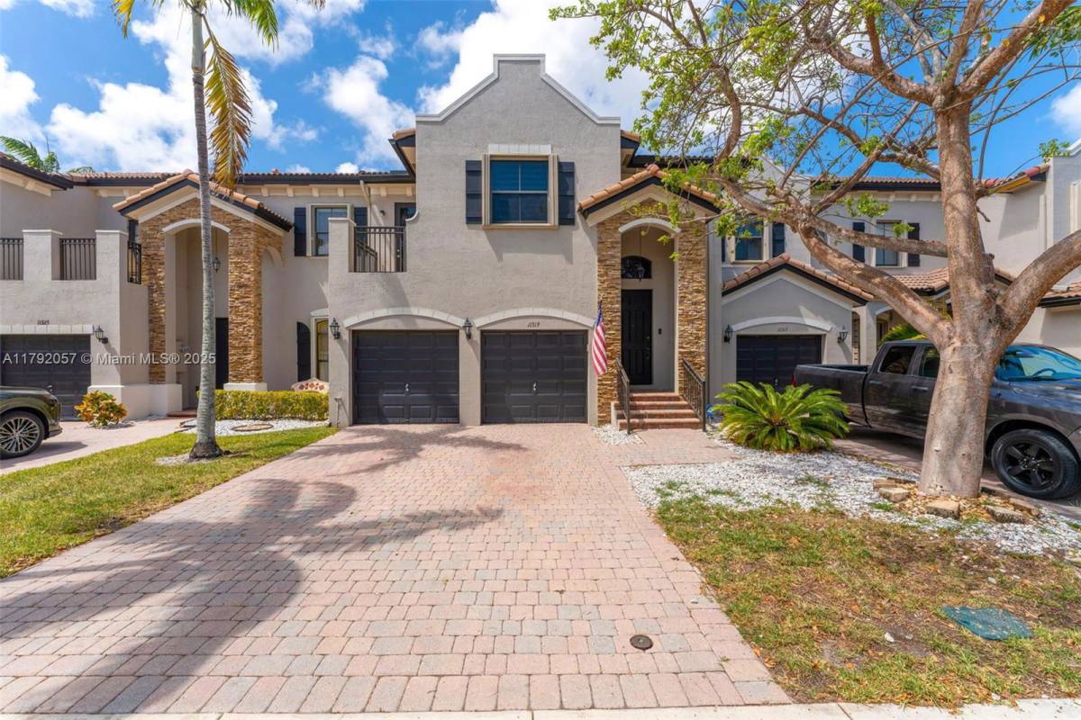 Townhouse for rent at 11321 SW 238th St, Homestead, FL 33031
