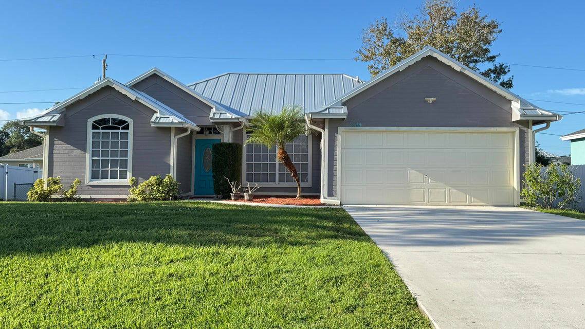 House for rent at 2144 SW Vista Rd, Port Saint Lucie, FL 34953