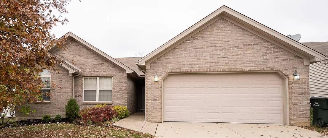 House for rent at 3807 Crown Ridge Lane, Jeffersonville, IN 47130