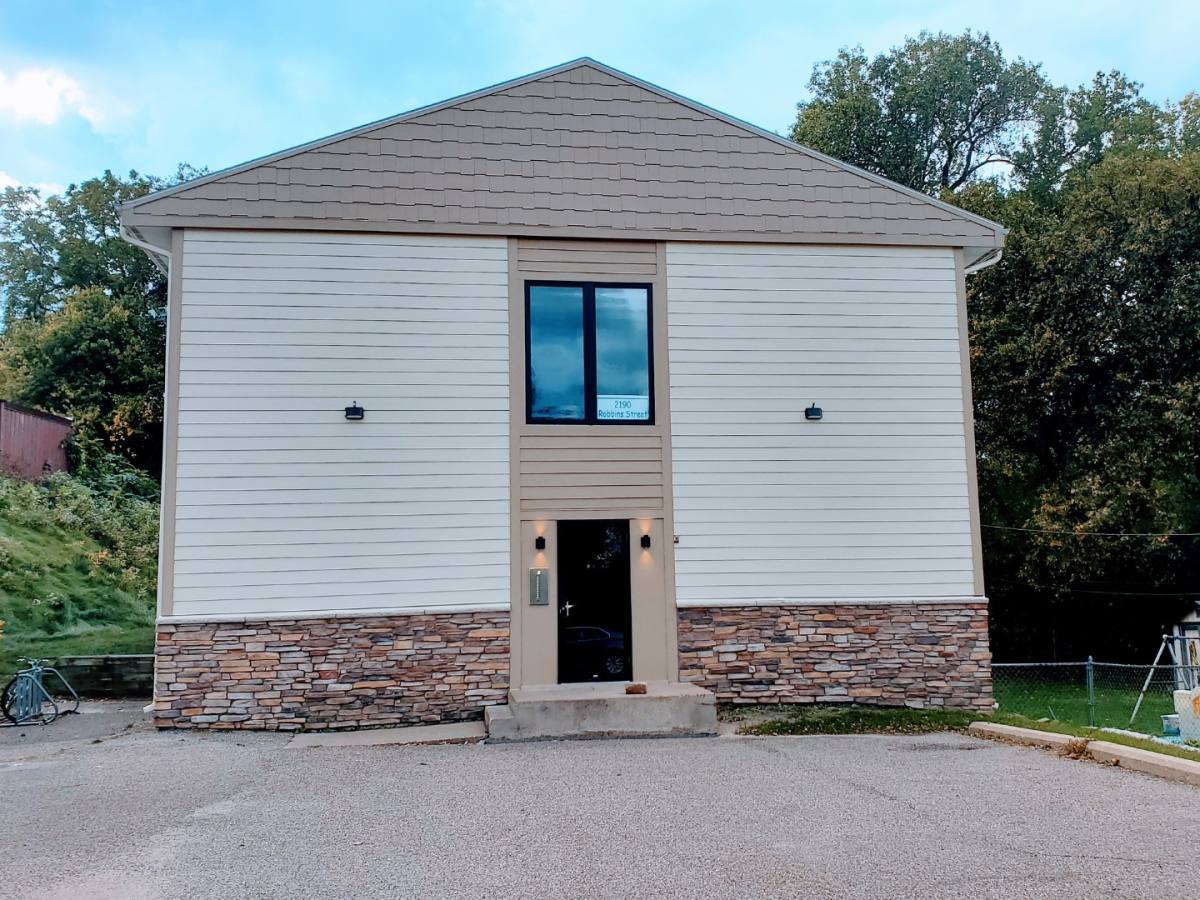 Apartment for rent at 2190 Robbins St #9, Saint Paul, MN 55114