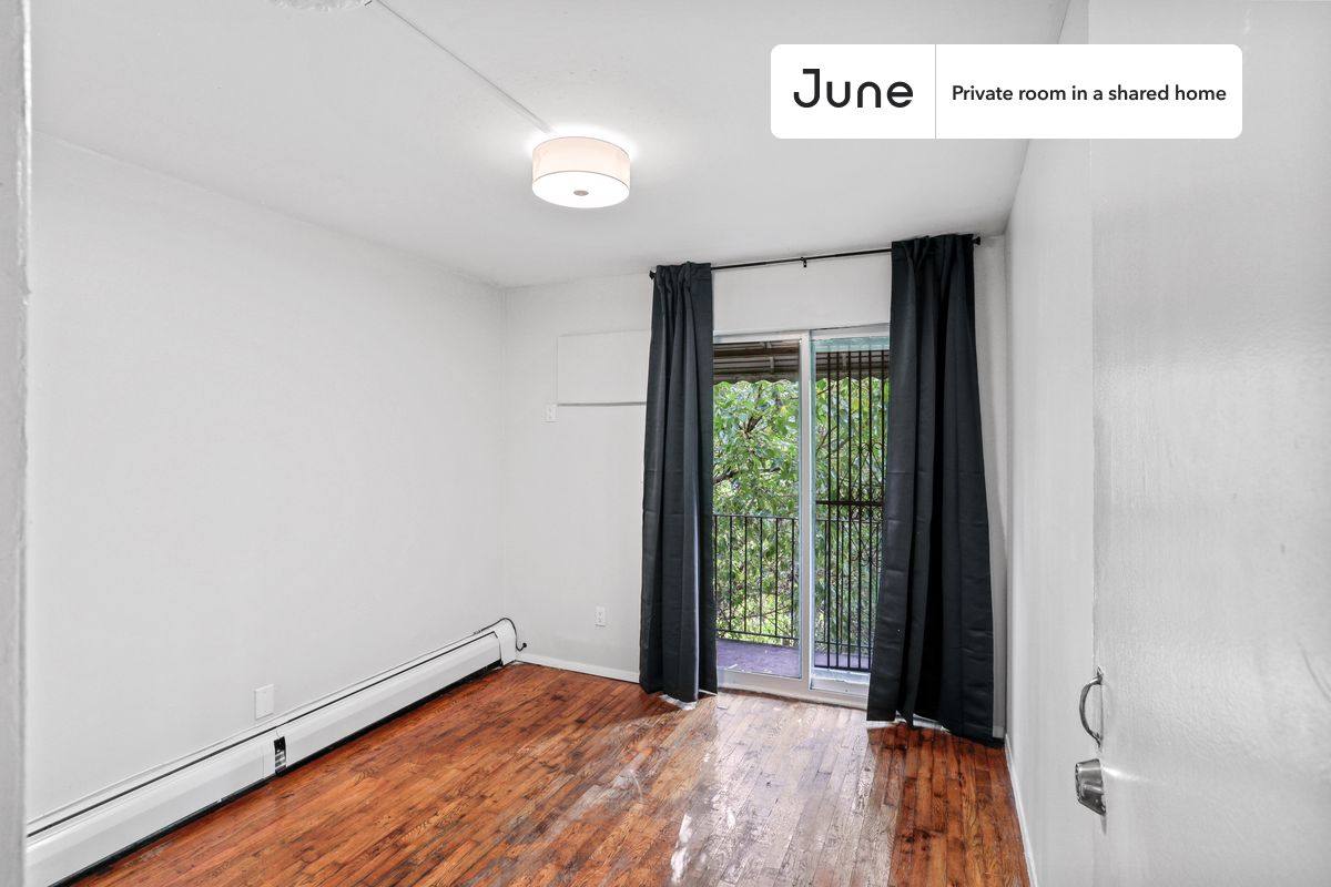 Apartment for rent at 11-46 Welling Court #B, Astoria, NY 11102