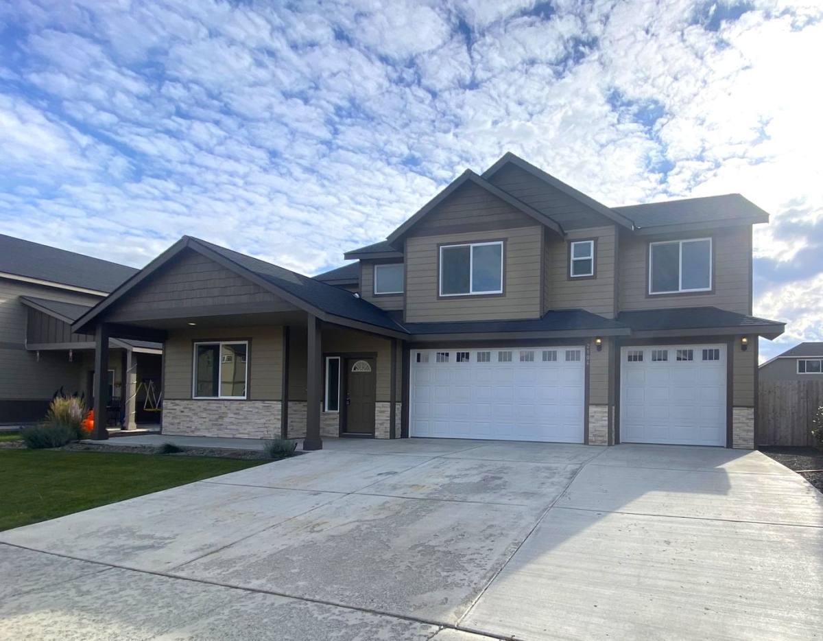 House for rent at 2104 W Sunnyview Lane, Ellensburg, WA 98926