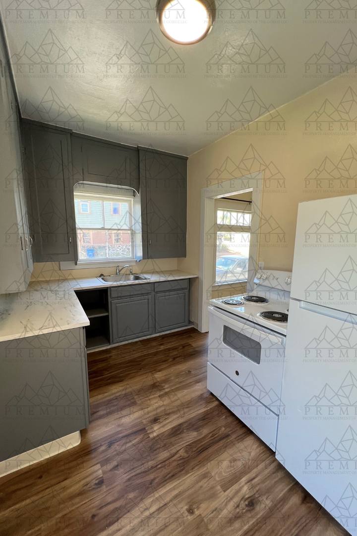 Apartment for rent at 714 Union St, The Dalles, OR 97058