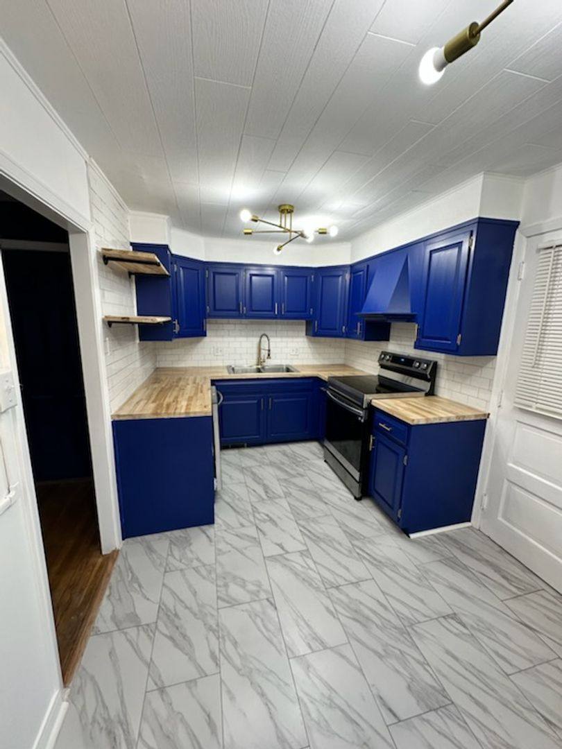 House for rent at 1411 Glen Moore Circle, Lancaster, PA 17601