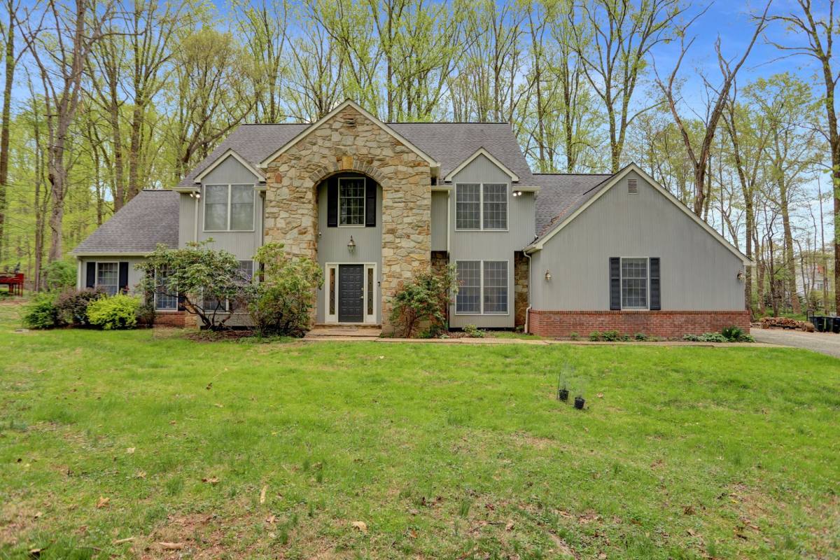 House for rent at 2121 Harmony Woods Rd, Owings Mills, MD 21117