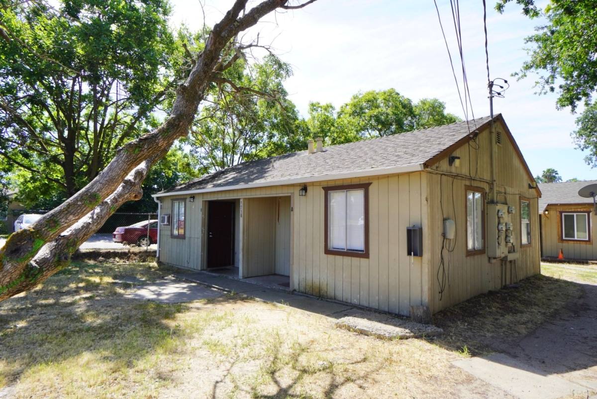 Apartment for rent at 1216 S Ave, Sacramento, CA 95838
