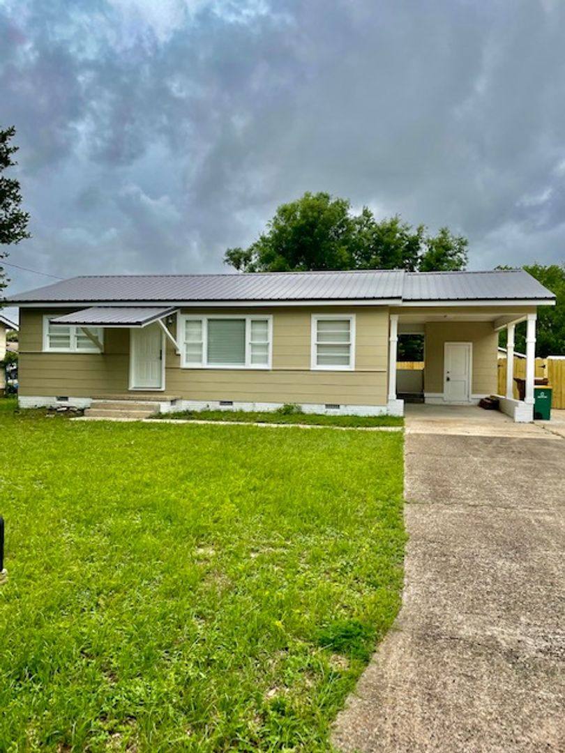 House for rent at 333 Belvedere Dr, Biloxi, MS 39531