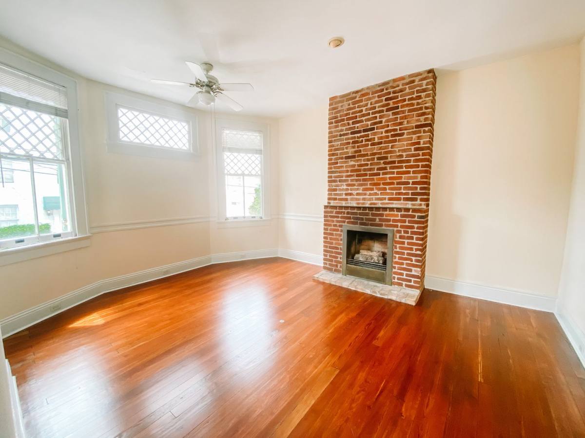 Apartment for rent at 1438-42 Pleasant St, New Orleans, LA 70115