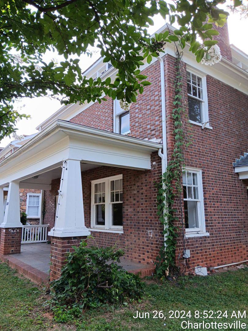 House for rent at 500 14th St NW, Charlottesville, VA 22903