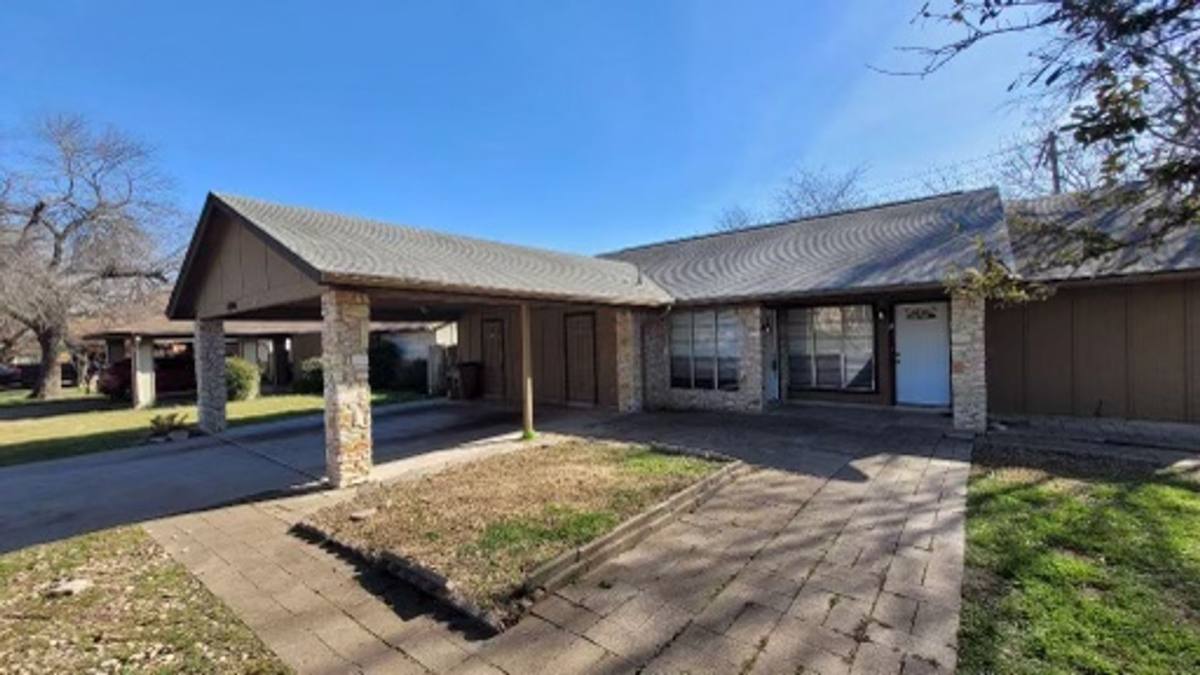 Townhouse for rent at 10606 Lanshire Dr #A, Austin, TX 78758