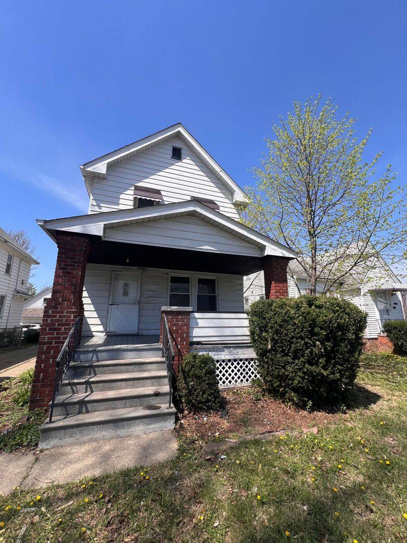 House for rent at 4610 E 93rd St, Cleveland, OH 44125