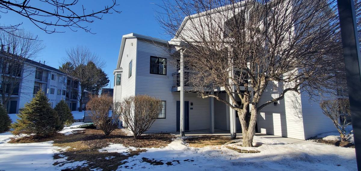 Apartment for rent at 621 Riverine Dr, Traverse City, MI 49684