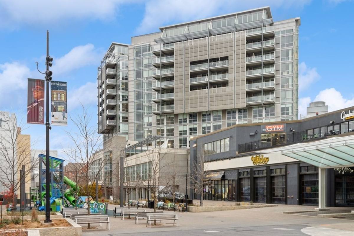 Condo for rent at 221 E College St, Iowa City, IA 52240