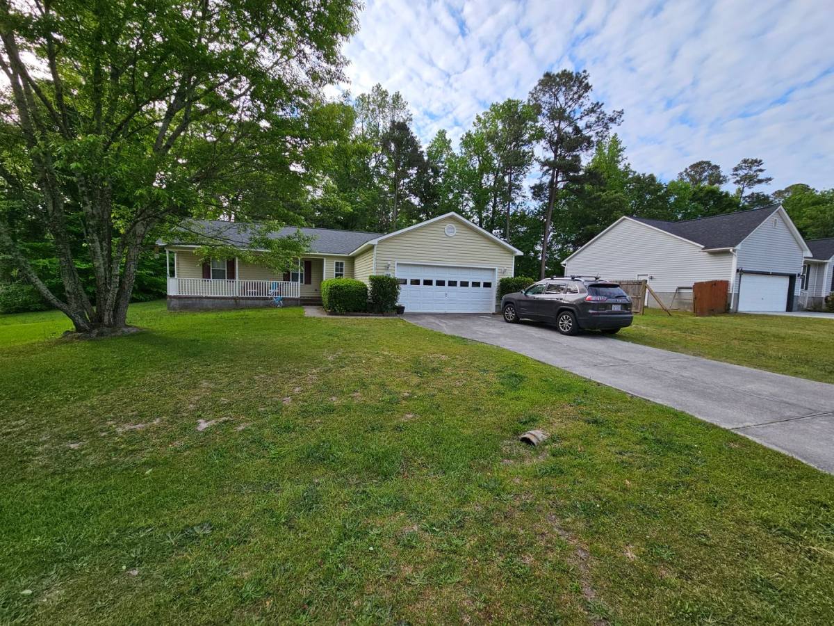 House for rent at 106 Grismill Rd, Jacksonville, NC 28540