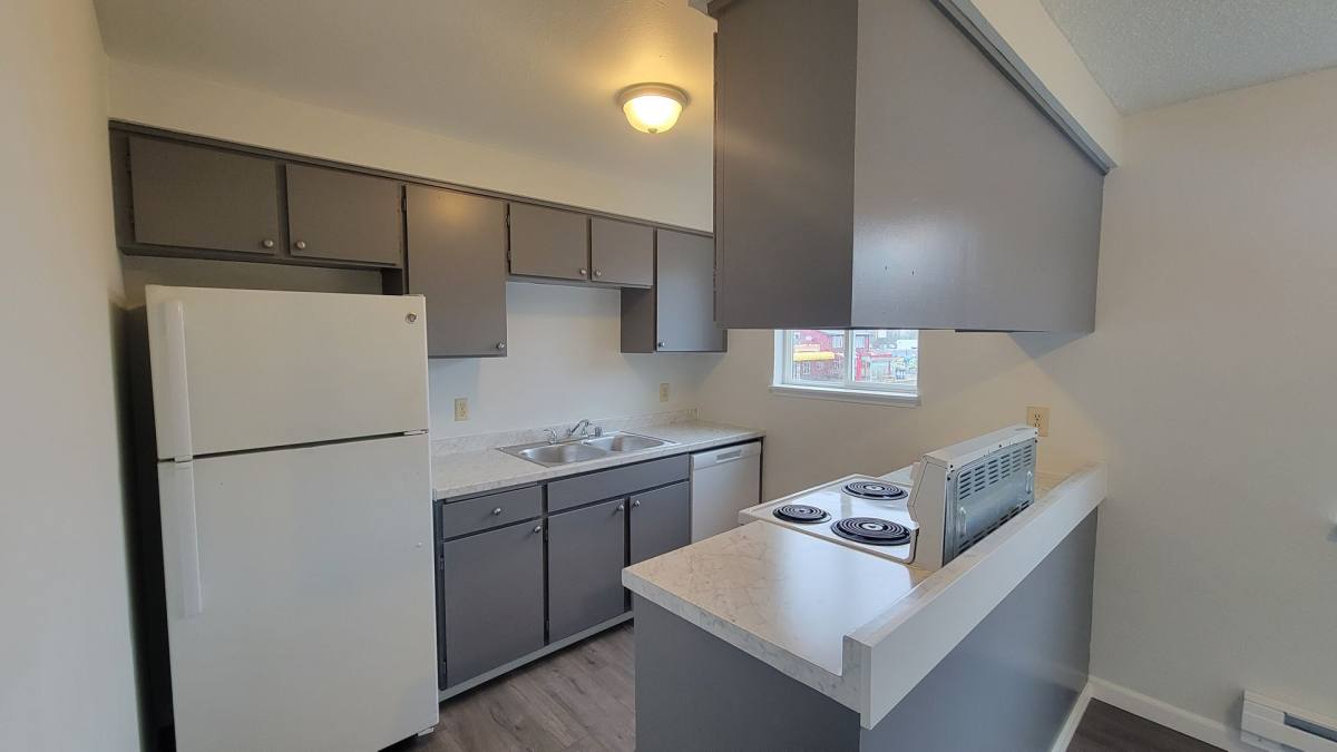Townhouse for rent at 5626 Delridge Way SW, Seattle, WA 98106
