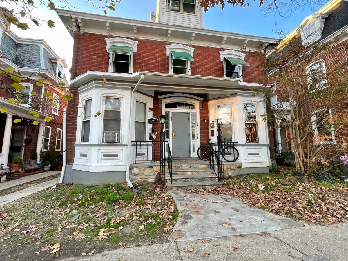 Apartment for rent at 52 N Pearl St, Bridgeton, NJ 08302