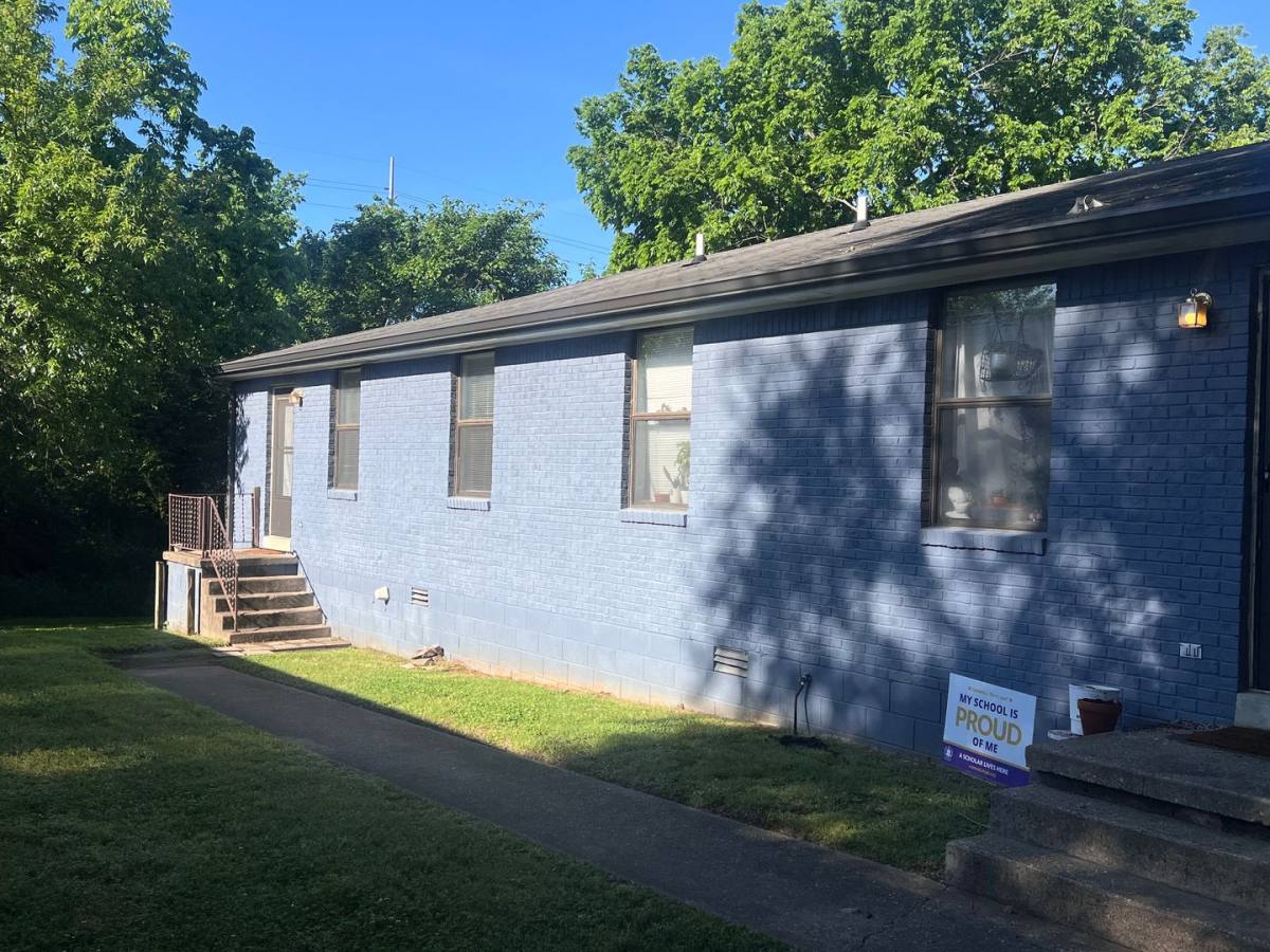 House for rent at 206 B Prince Ave, Nashville, TN 37207