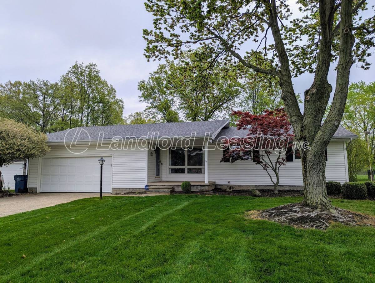 House for rent at 2823 Brookview Dr, Lorain, OH 44053