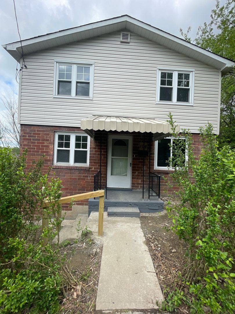 House for rent at 104 Union St, Aliquippa, PA 15001