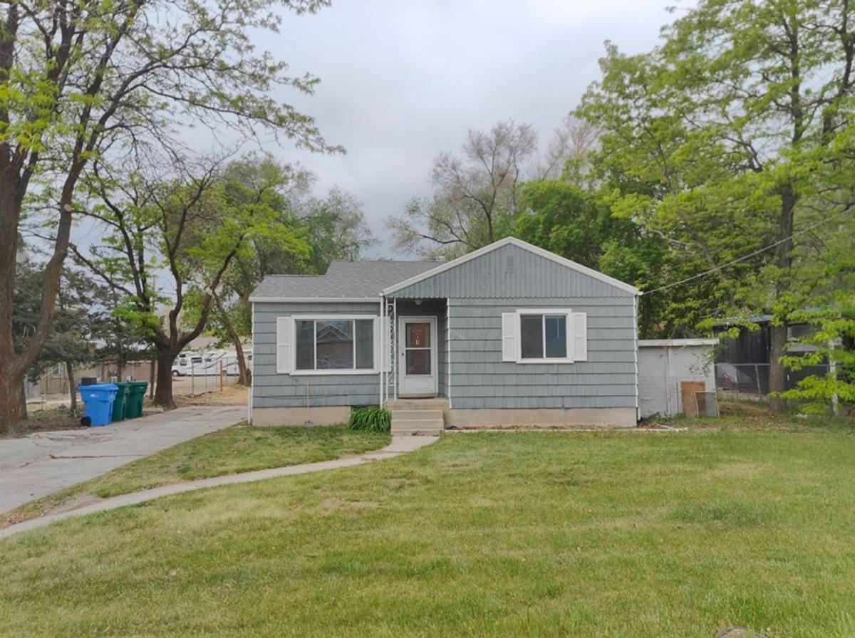 Apartment for rent at 13210 S Redwood Rd, Riverton, UT 84065