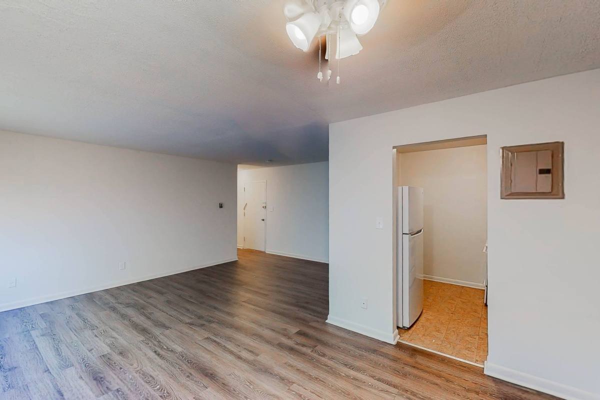 Apartment for rent at 5610 54th Ave, Riverdale, MD 20737