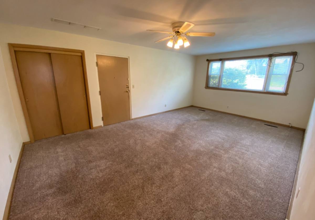 Apartment for rent at 5525 34th Ave, Moline, IL 61265