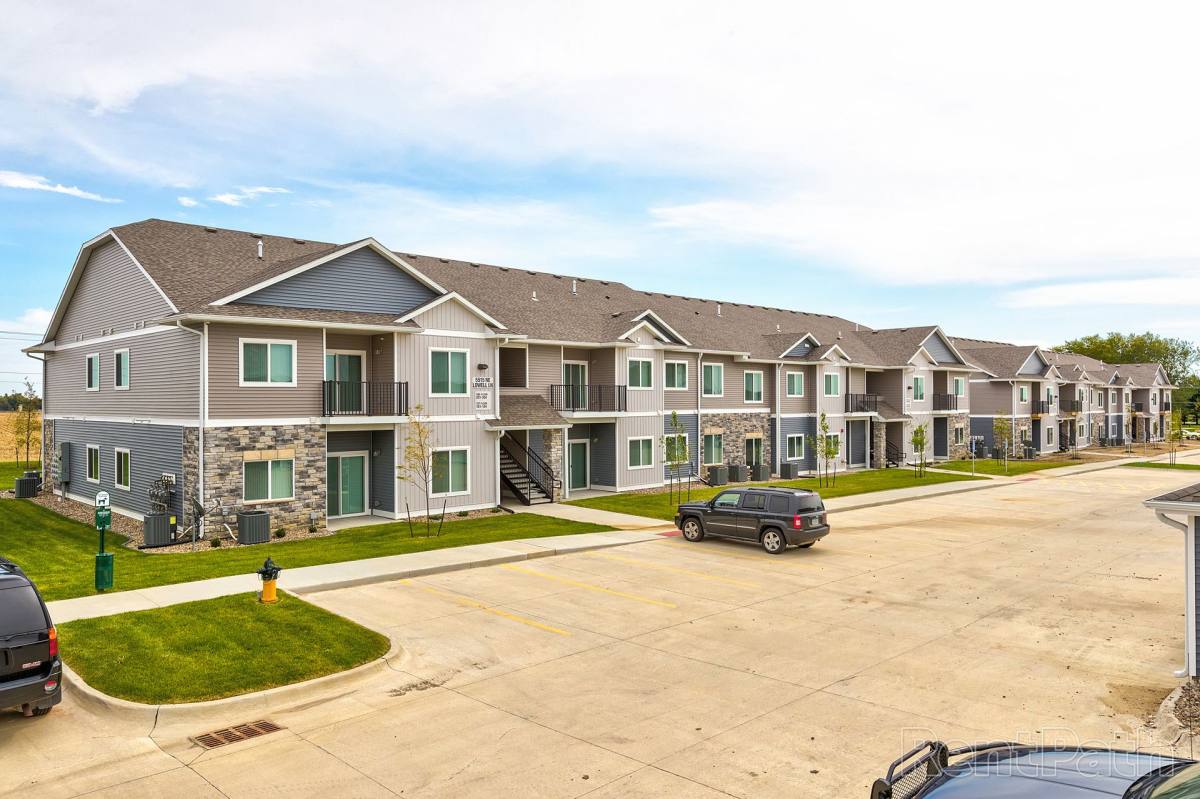 Apartment for rent at 5643 NE Lowell Lane, Ankeny, IA 50021
