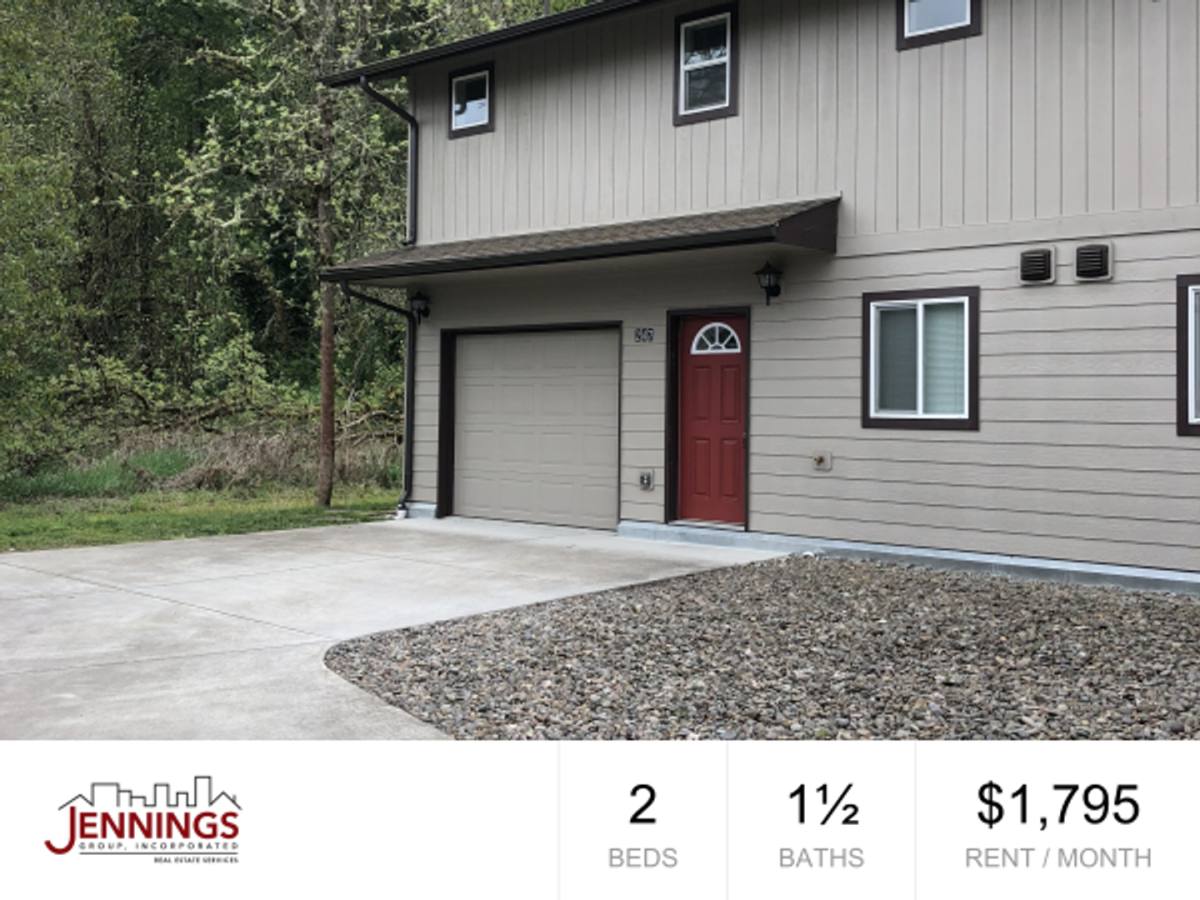 Apartment for rent at 247 & 249 S, Springfield, OR 97478