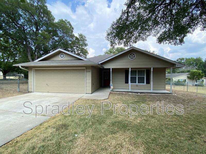 House for rent at 1209 N Blair St, Belton, TX 76513
