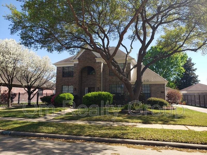 House for rent at 12719 Reedwood Ridge Lane, Houston, TX 77065