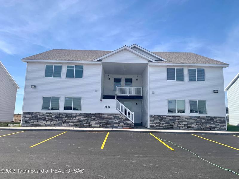 Townhouse for rent at 5907 N Silver Fox Rd #1, Idaho Falls, ID 83402