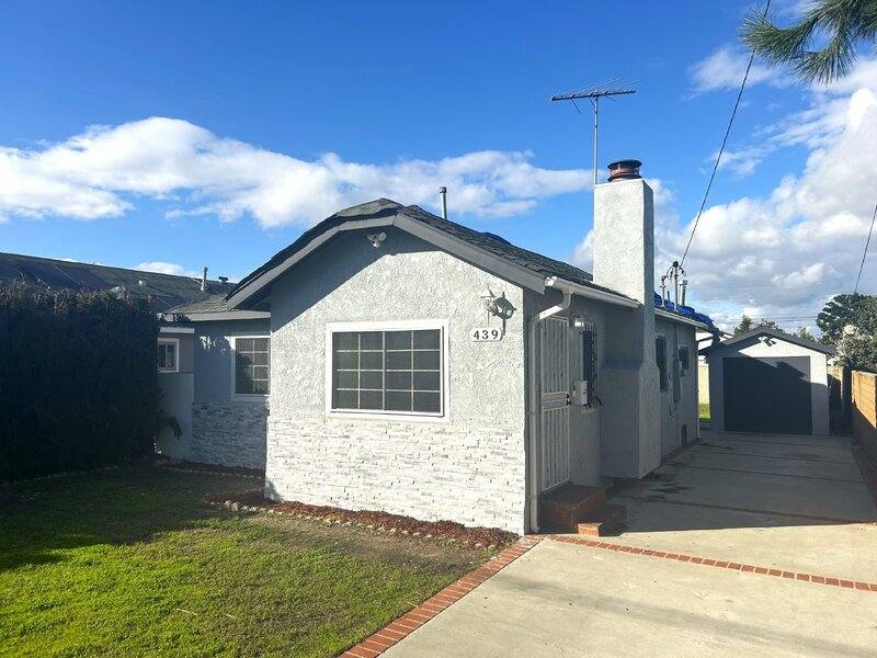 House for rent at 439 W Buckthorn St, Inglewood, CA 90301