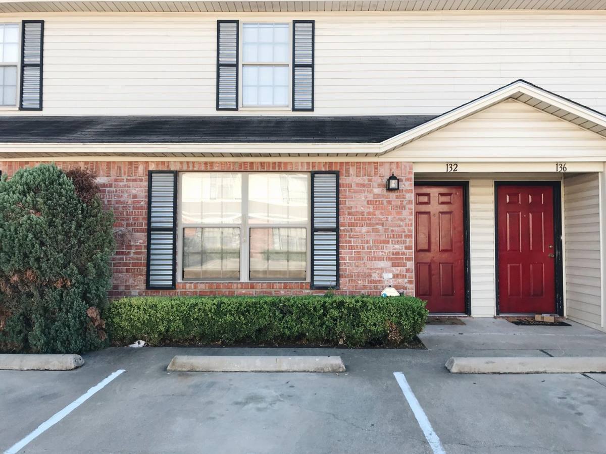 Townhouse for rent at 2010 S 11th St, Waco, TX 76706
