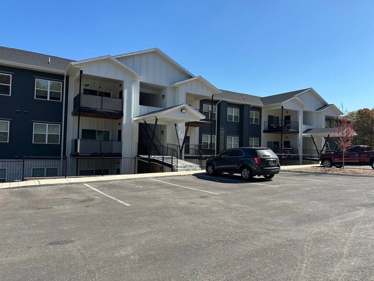 Apartment for rent at 750 Windsor Court, Branson, MO 65616