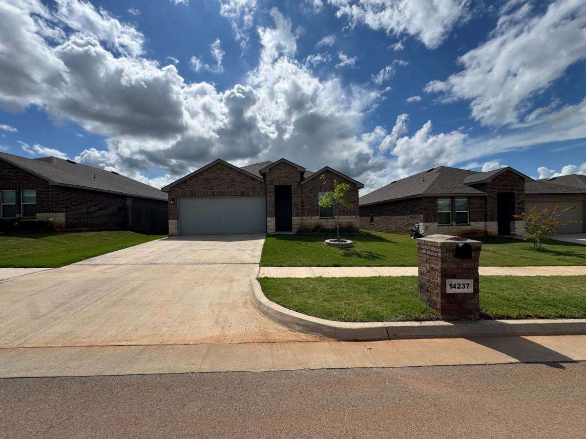 House for rent at 14237BABBLINGBROOK Dr, Fort Cobb, OK 73038
