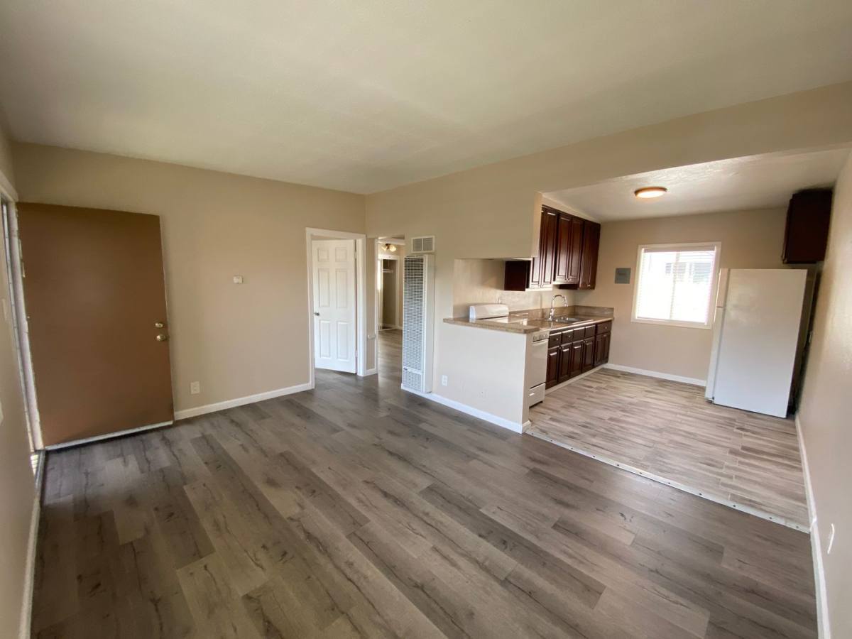 Apartment for rent at 2705-2723 E Spaulding St, Long Beach, CA 90804