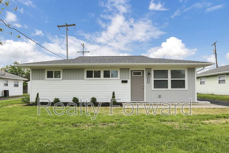 House for rent at 2817 Woodgrove Dr, Grove City, OH 43123
