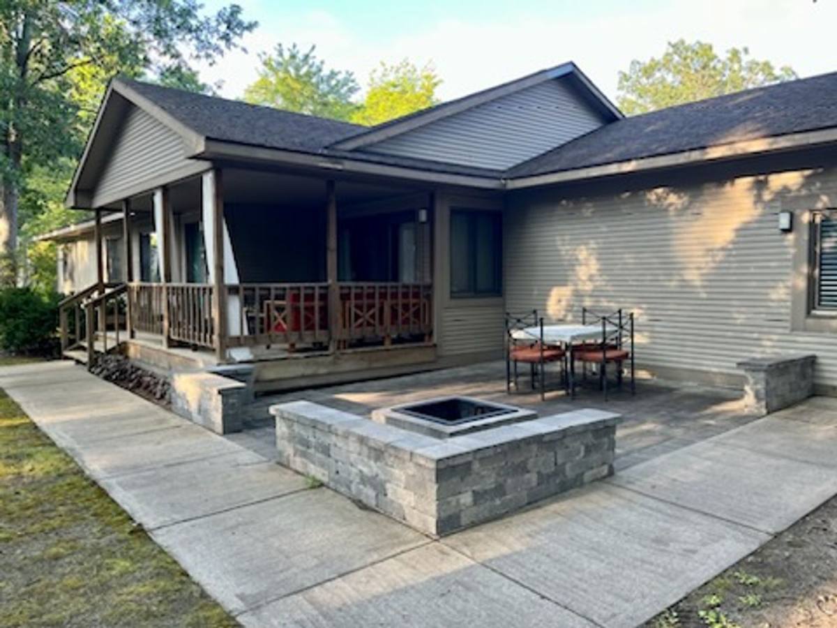 House for rent at 1002 Webster St, Traverse City, MI 49686