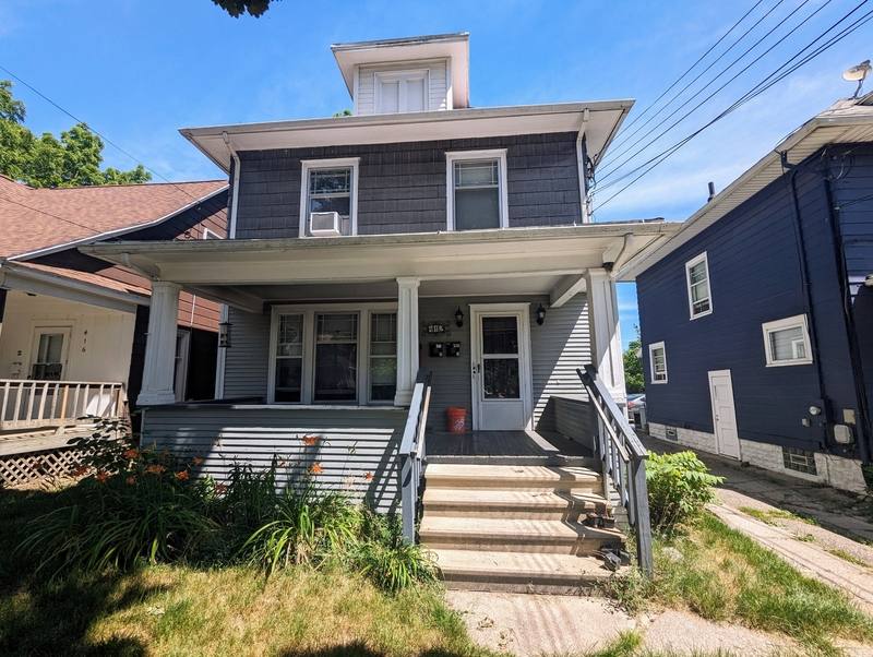 Apartment for rent at 412 W Cesar E Chavez Ave #2, Lansing, MI 48906