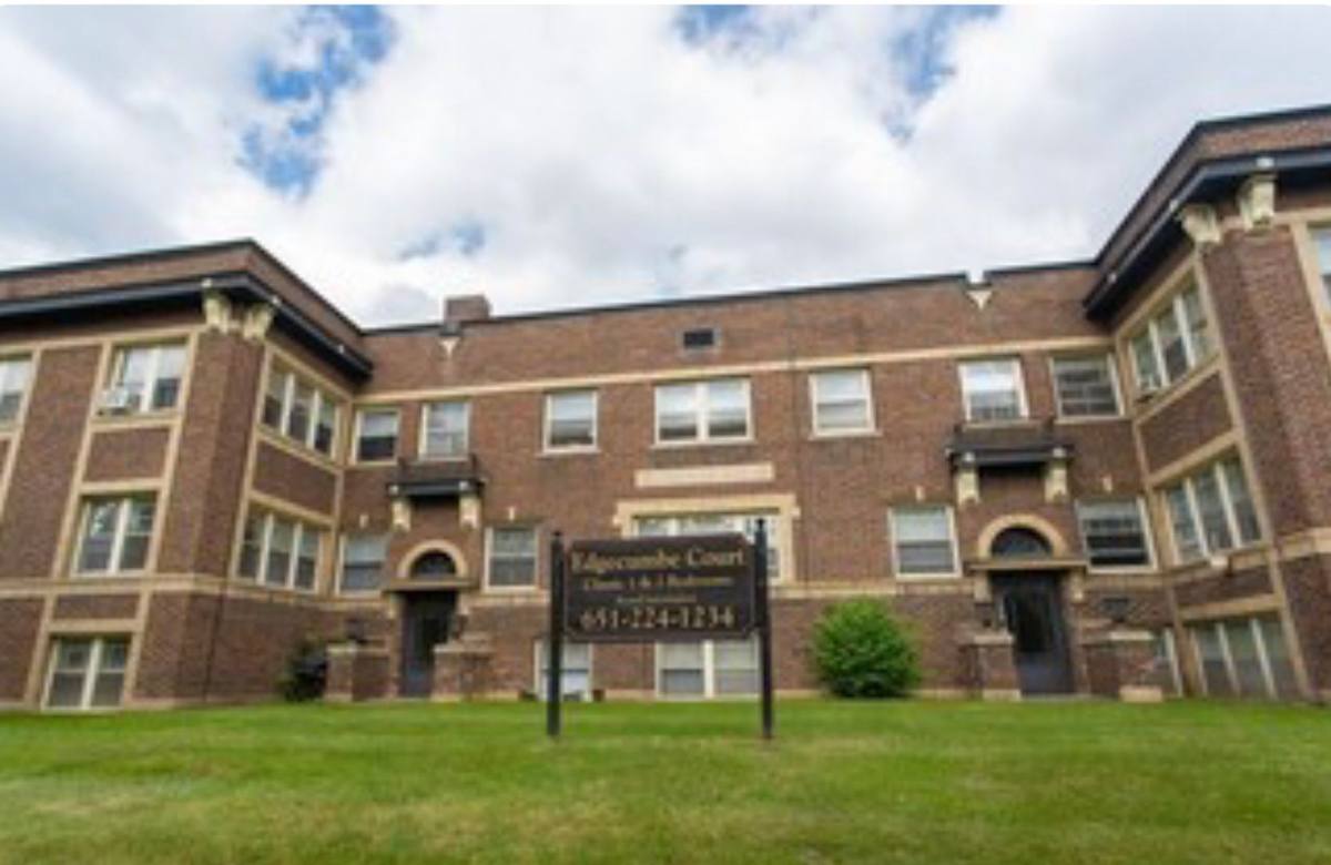 Apartment for rent at 1095 Osceola Ave, Saint Paul, MN 55105