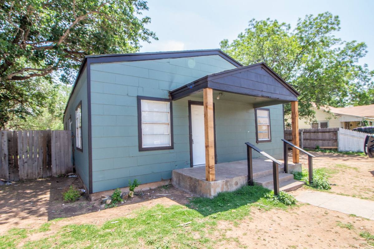 Apartment for rent at 1911 21st St, Lubbock, TX 79411