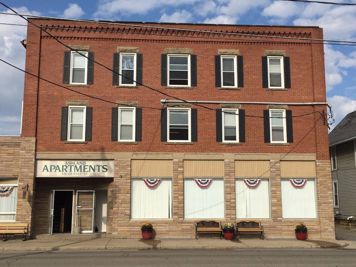 Apartment for rent at 324 Orange St, Ashland, OH 44805