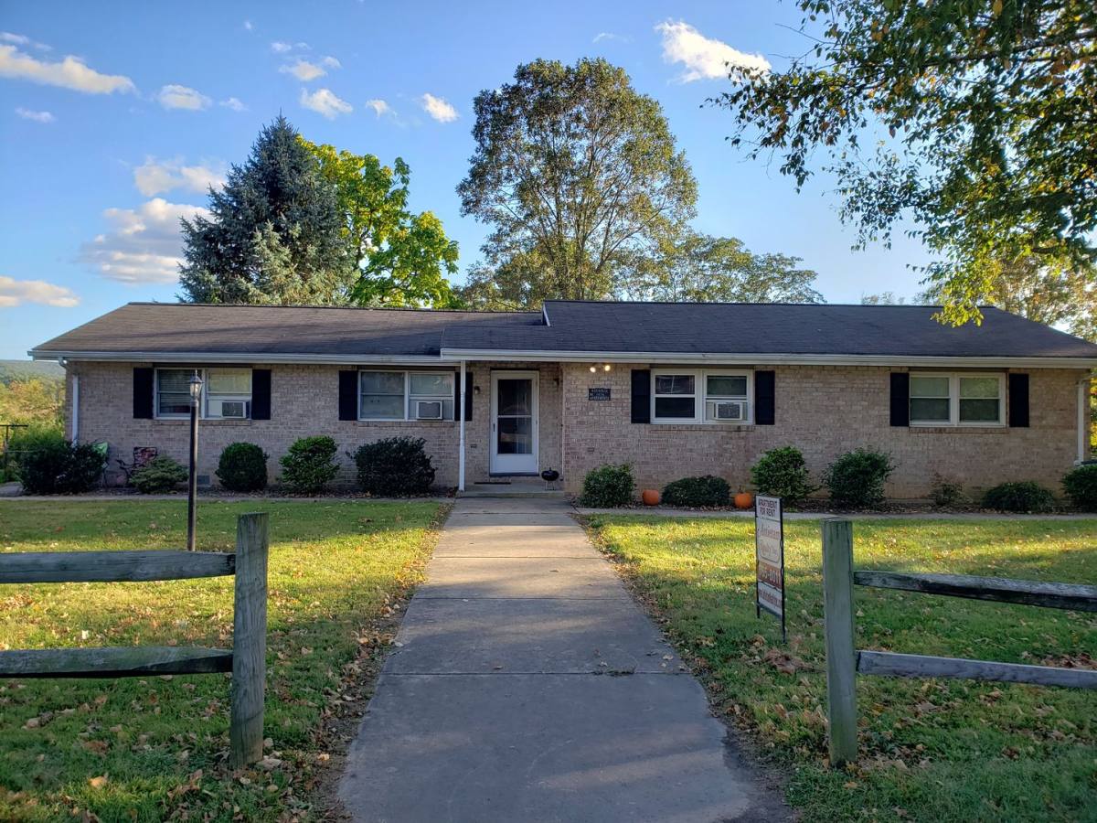 Apartment for rent at 34 Brindle Dr, Fayetteville, PA 17222