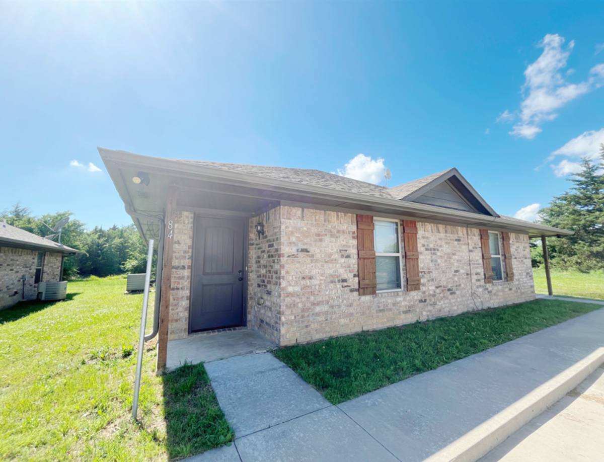 House for rent at 100 Mockingbird Crossing, Durant, OK 74701