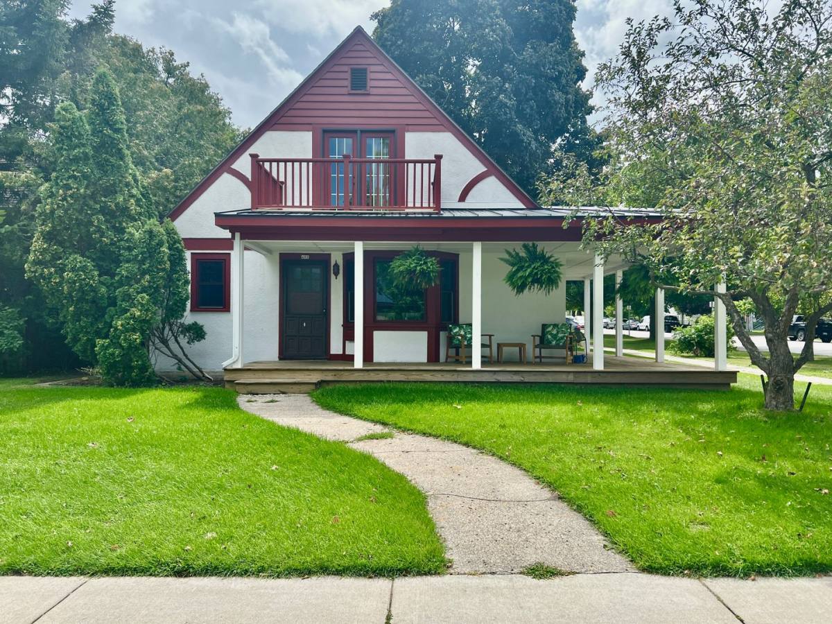 House for rent at 402 E State St, Traverse City, MI 49686