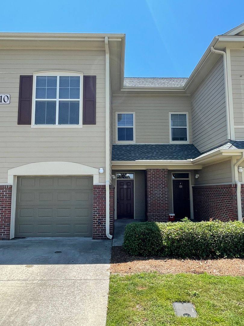 Townhouse for rent at 1004 Baldwin Rowe Circle, Panama City, FL 32405