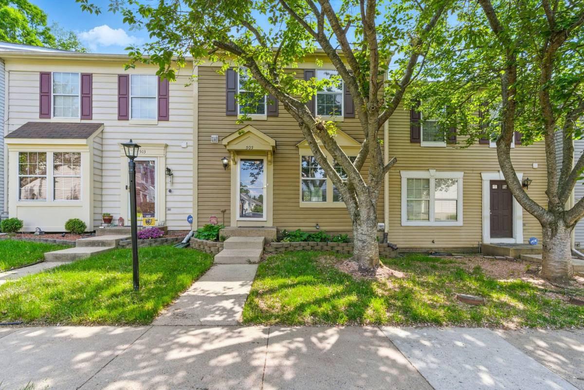 Townhouse for rent at 505 Knollwood Court, Stafford, VA 22554