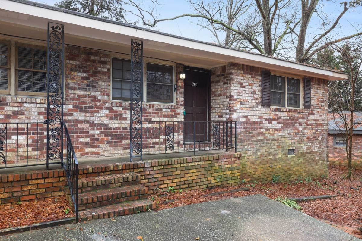 Apartment for rent at 5737 & 5739 Alabama St, Austell, GA 30106